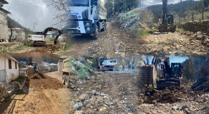 Abanoz Yaylası’nda Yol Seferberliği! Anamur Belediyesi Çalışmalarını Sürdürüyor