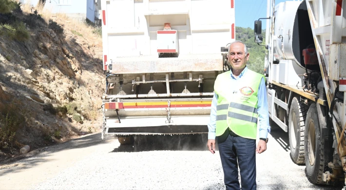 Anamur’da 15 Mahallede 100 Kilometrelik Asfalt Çalışması Başladı.