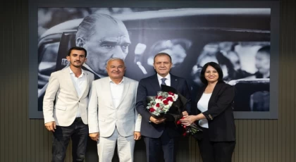 CHP Anamur İlçe Örgütünden Başkan Vahap Seçer’e Ziyaret