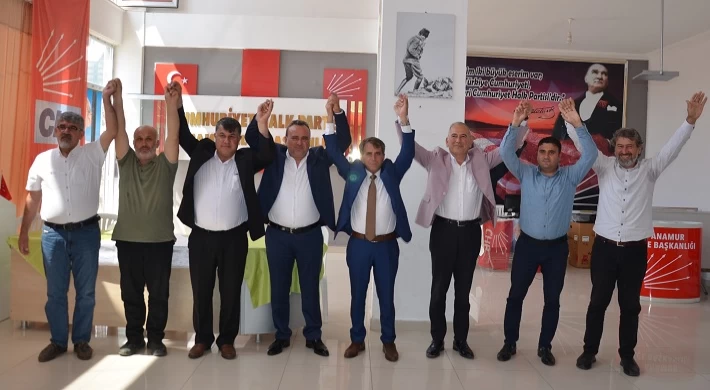 7 Parti Anamur CHP 'de Kahvaltıda Buluştu