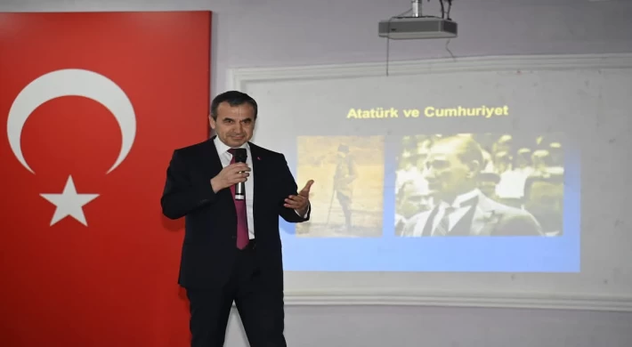 Anamur’da “Atatürk, Milli Mücadele ve Lozan” Konferansı Büyük İlgi Gördü