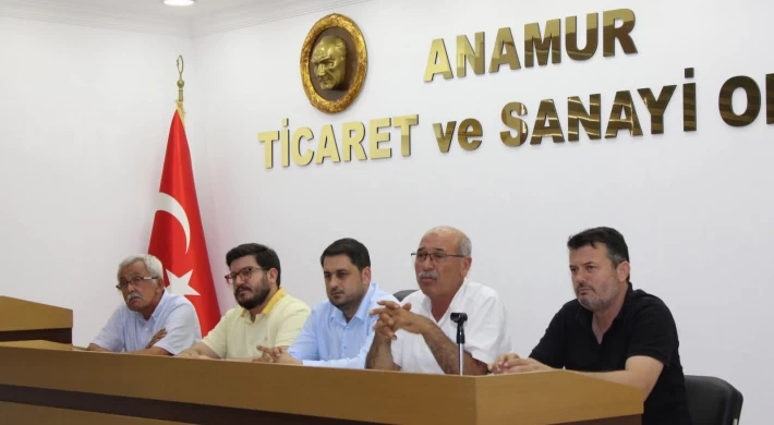 Anamur ve Bozyazılı Muz Üreticilerinden Ortak Çağrı: "Yerli Muz İçin Lobi Oluşturulmalı"