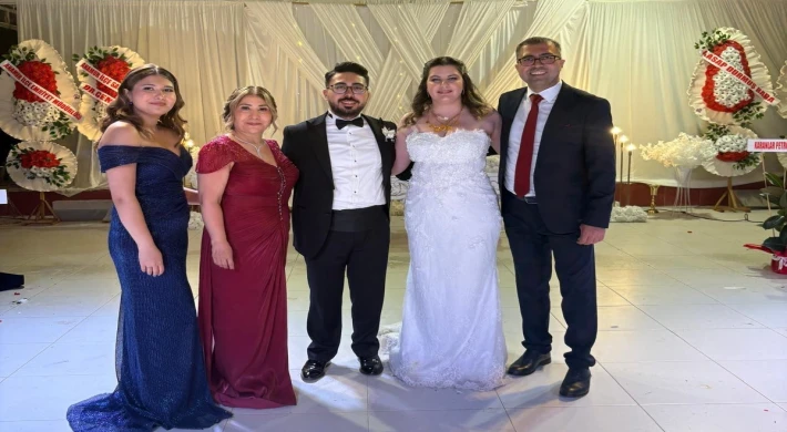 Işık ve Ahmet Alp Dillere Destan Düğünle Dünya Evine Girdi