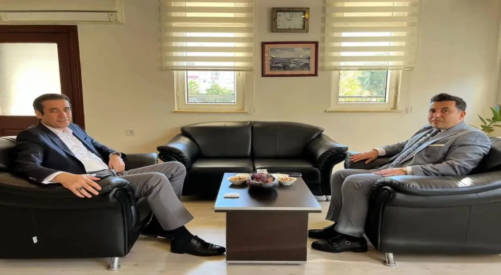 ANAMUR CUMHURİYET BAŞSAVCISI TANJU ÇATLI’DAN KAYMAKAM TOPSAKALOĞLU’NA ZİYARET
