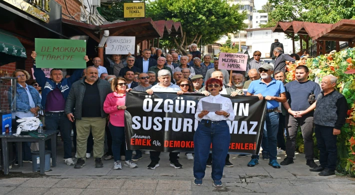 Anamur Emek ve Demokrasi Bileşenleri, HALK TV’nin Susturulmasına Bir Basın Açıklamasıyla Tepki Gösterdi