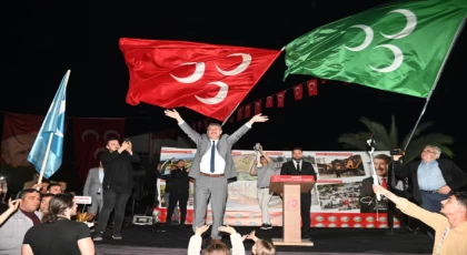 Anamur Belediye Başkanı Hidayet Kılınç Zaferini İlan Etti