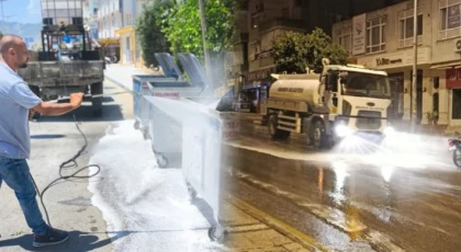 Anamur Belediyesi Gece Gündüz Demeden Temizlik Çalışmalarını Sürdürüyor