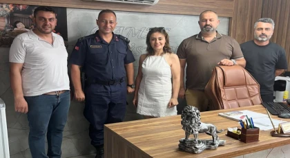 Anamur İlçe Jandarma Komutanı Üsteğmen Hüseyin Özdoğan'dan Anamur Belediyespor’a İade-i Ziyaret