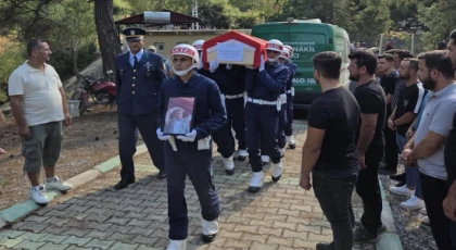 Anamur'da Kıbrıs Gazisi Abdurrahman Gümüş Son Yolculuğuna Uğurlandı