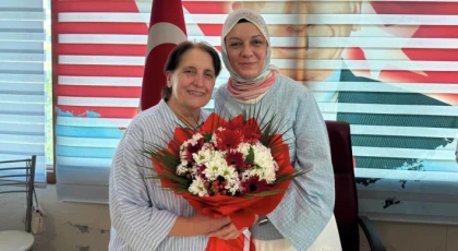 MHP Anamur’da KAÇEP Başkanlığında Tugba Öz Bayrağı Devraldı