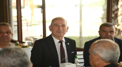 Başkan Deniz,19 Ekim Muhtarlar Günü Dolayısıyla Muhtarlarla Bir Araya Geldi